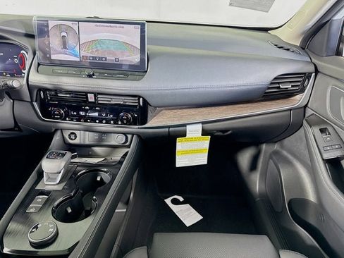 New 2026 Nissan Rogue Platinum w/ Platinum Premium Package image 25