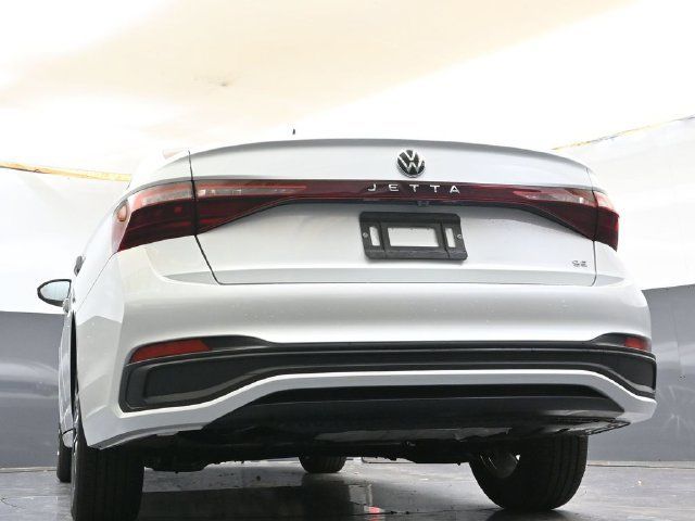 Used 2026 Volkswagen Jetta SE FWD image 40