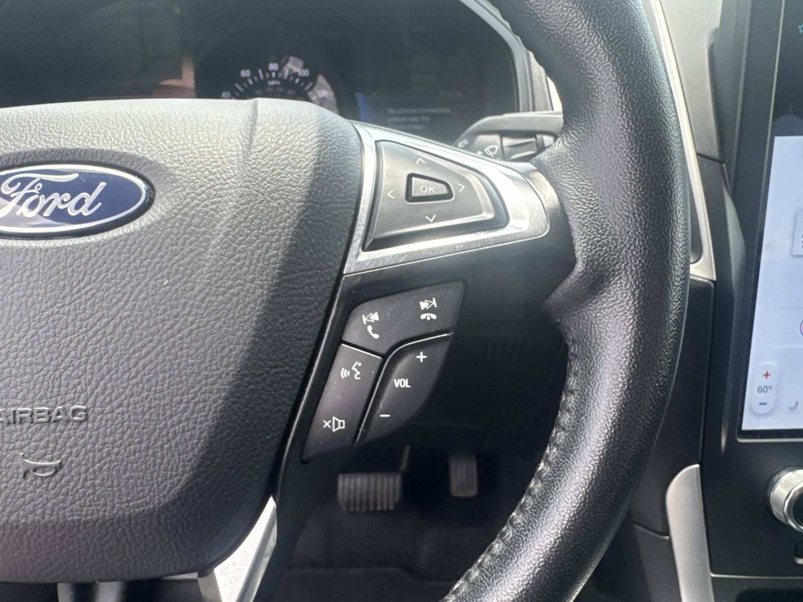 Used 2024 Ford Edge SEL AWD/4WD image 22