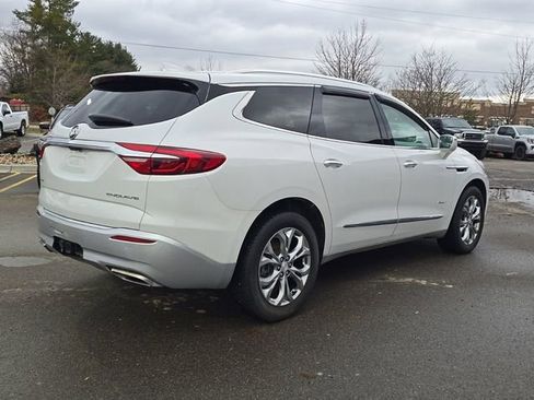Used 2018 Buick Enclave Avenir w/ Avenir Technology Package image 4