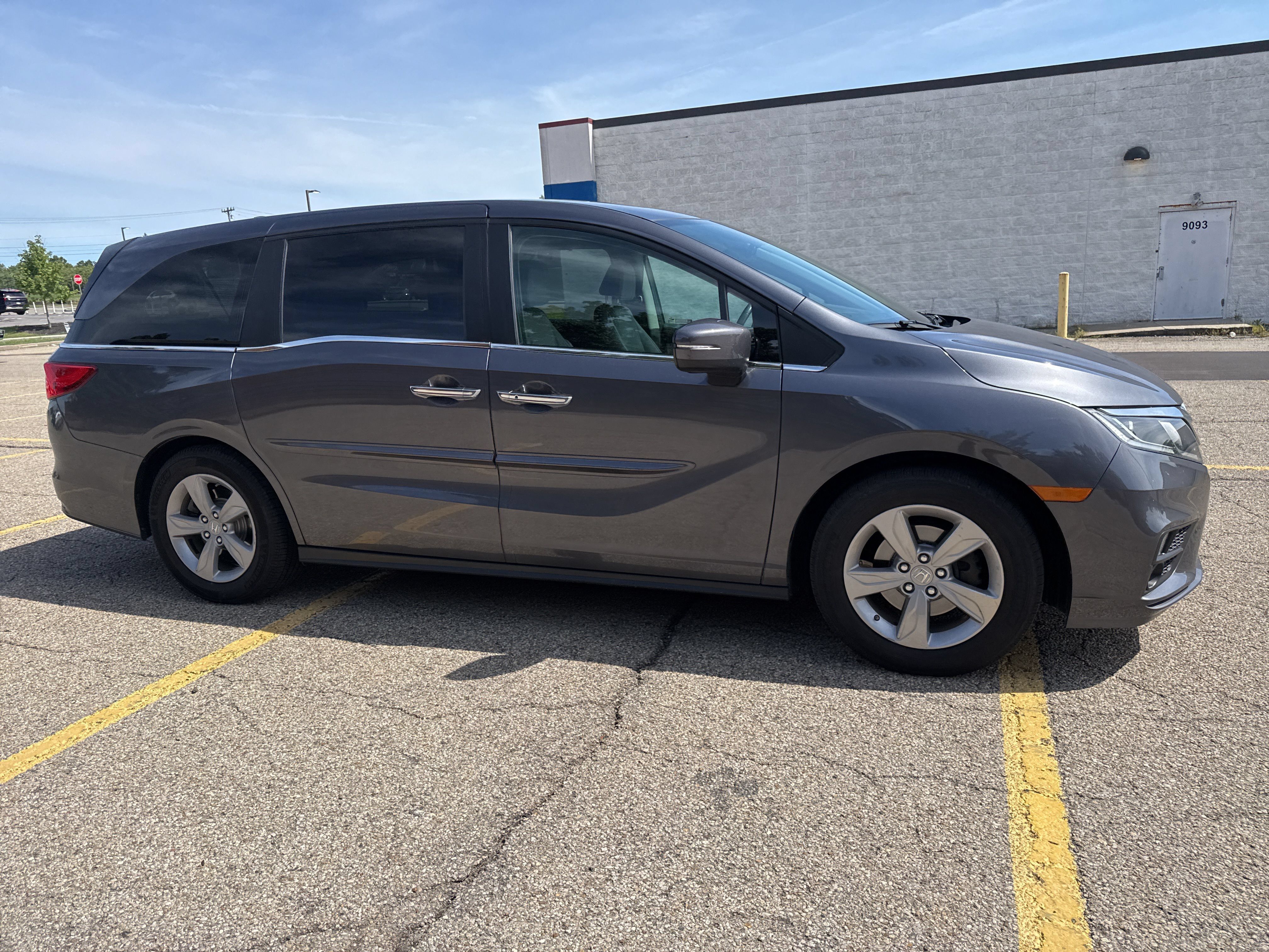 Used 2019 Honda Odyssey EX-L image 23