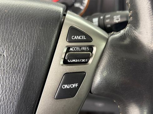 Used 2014 Nissan Armada Platinum image 29