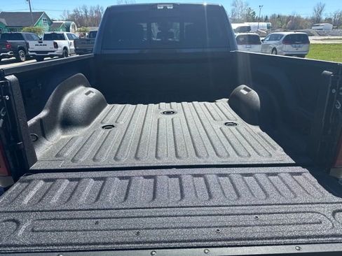 New 2026 RAM 2500 Laramie w/ Night Edition AWD/4WD image 5