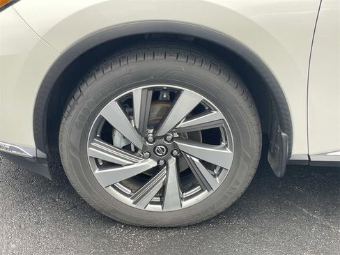 Certified 2020 Nissan Murano SL w/ Moonroof Package image 12