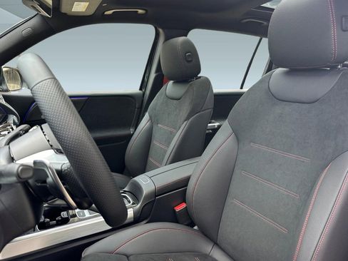 New 2026 Mercedes-Benz GLB 35 AMG 4MATIC image 20