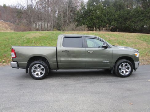 Used 2021 RAM 1500 Big Horn image 2