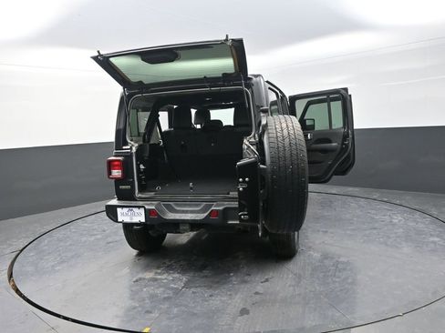 Used 2023 Jeep Wrangler Sahara w/ Cold Weather Group image 36