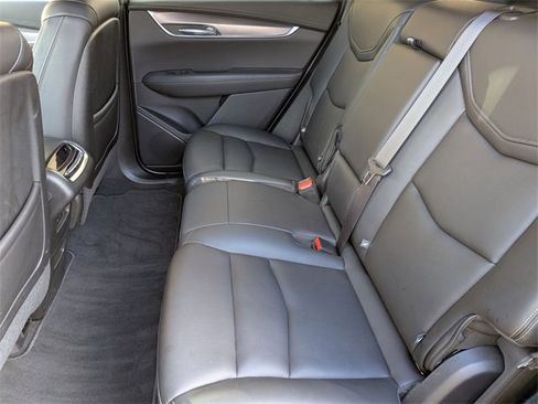 Certified 2022 Cadillac XT6 Luxury image 22