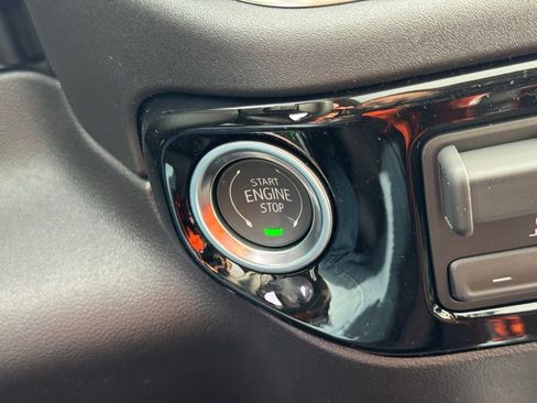 New 2026 GMC Sierra 1500 SLT w/ SLT Premium Plus Package image 29