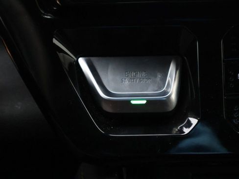 New 2025 GMC Sierra 1500 AT4 w/ AT4 Premium Package AWD/4WD image 37