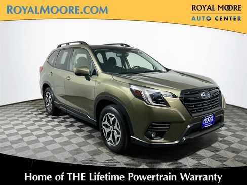 Used 2024 Subaru Forester Premium AWD/4WD image 1