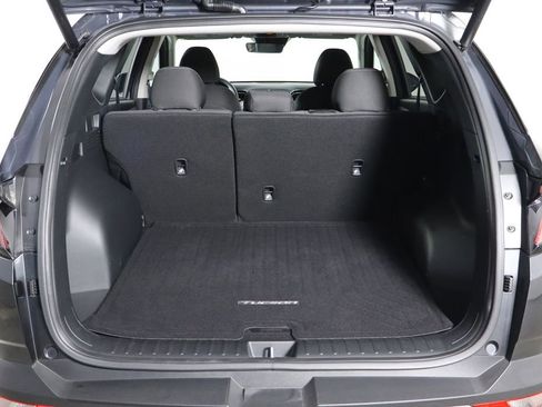 Used 2023 Hyundai Tucson SEL FWD image 17