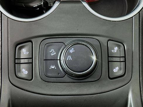 Used 2020 GMC Terrain SLT image 25