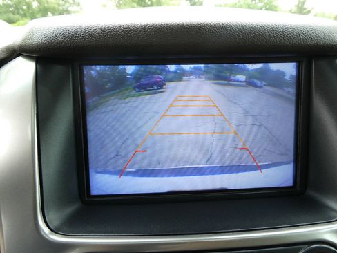 Used 2017 Chevrolet Tahoe Premier AWD/4WD image 18