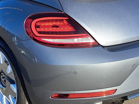 Used 2019 Volkswagen Beetle 2.0T Final Edition SEL image 34