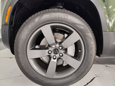 New 2026 Land Rover Defender 110 S image 8