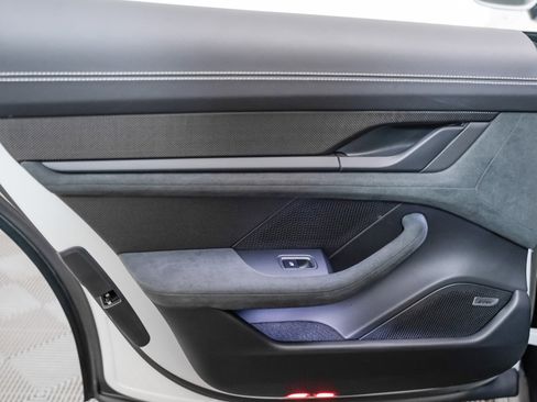 Certified 2023 Porsche Taycan GTS image 25