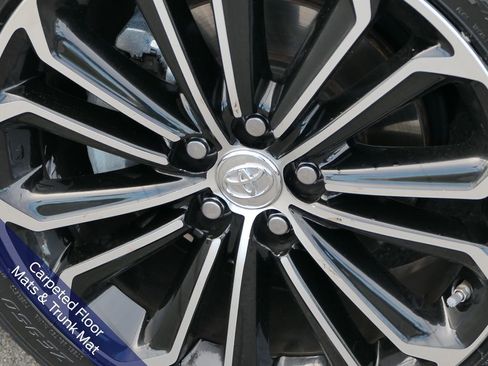 Used 2016 Toyota Corolla S image 11