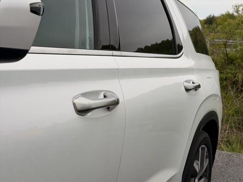 Used 2022 Hyundai Palisade SEL w/ Premium Package AWD/4WD image 7