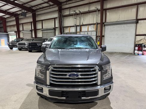 Used 2015 Ford F150 XLT w/ Equipment Group 302A Luxury RWD image 9