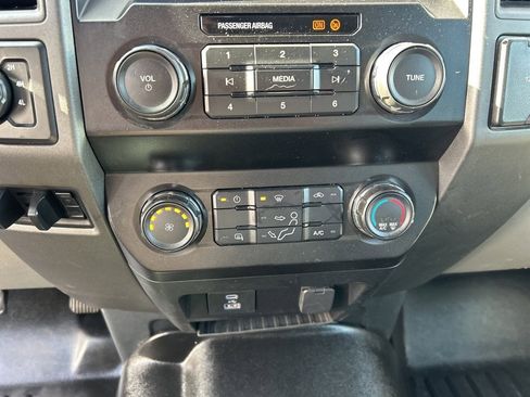 Used 2022 Ford F350 XL w/ Power Equipment Group image 11