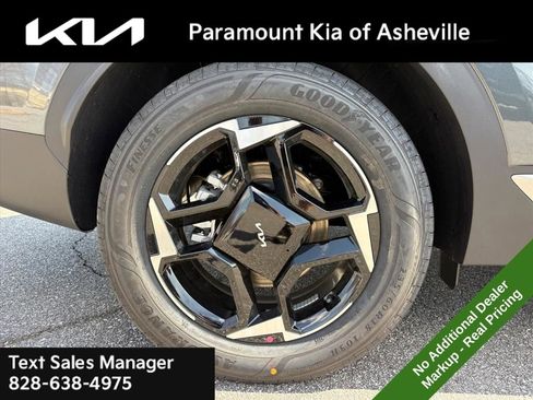 New 2026 Kia Sportage EX image 30