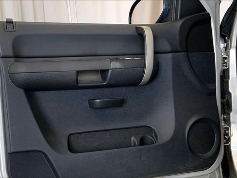 Used 2009 Chevrolet Silverado 2500 LT w/ Suspension Package, Off-Road image 23