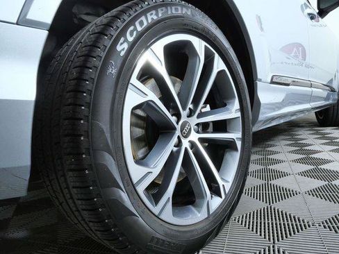 Used 2025 Audi Q7 2.0T Premium Plus AWD/4WD image 9