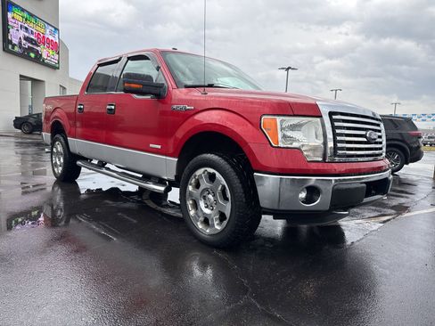 Used 2011 Ford F150 XLT w/ XLT Chrome Pkg image 4