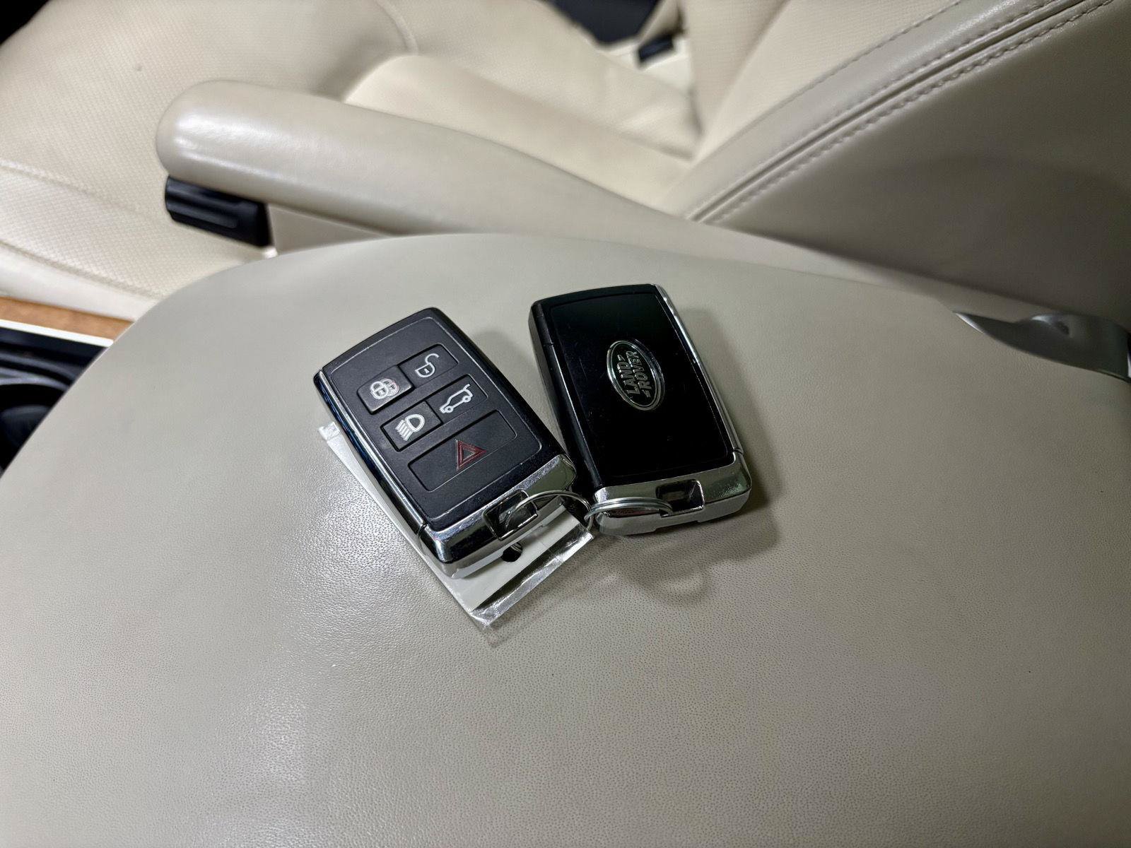 Used 2018 Land Rover Range Rover HSE AWD/4WD image 43