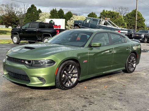 Used 2022 Dodge Charger Scat Pack w/ Driver Convenience Group image 7