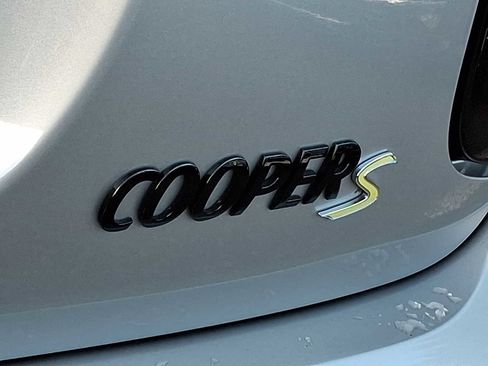 Used 2024 MINI Cooper SE image 28