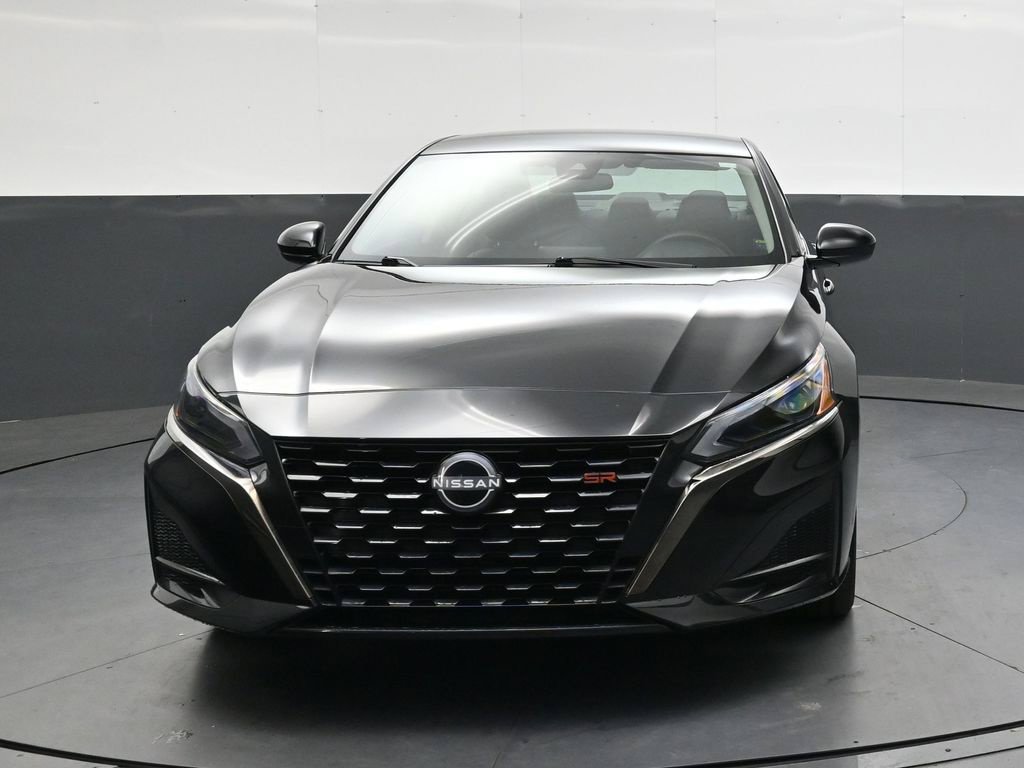 Certified 2025 Nissan Altima 2.5 SR AWD/4WD image 13