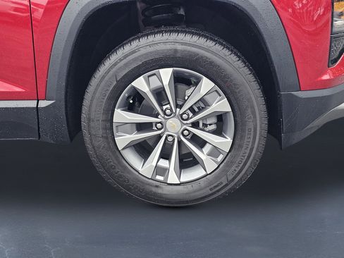 New 2026 Chevrolet Equinox LT FWD image 10