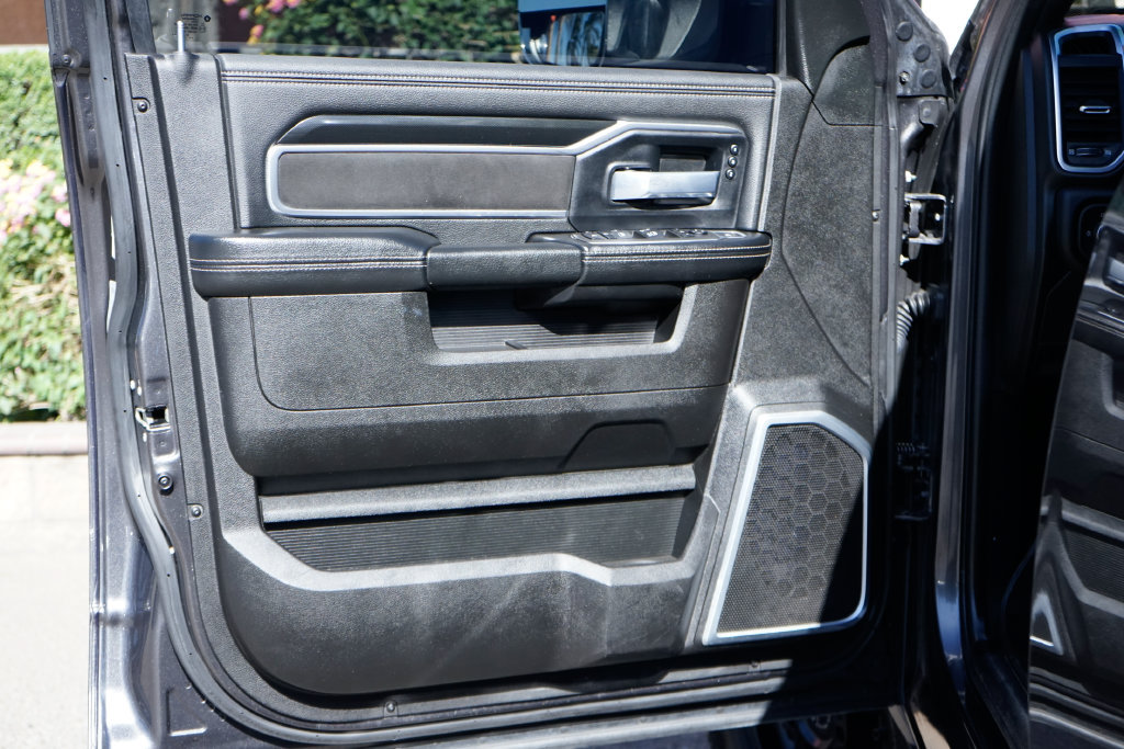 Used 2022 RAM 2500 Laramie AWD/4WD image 18
