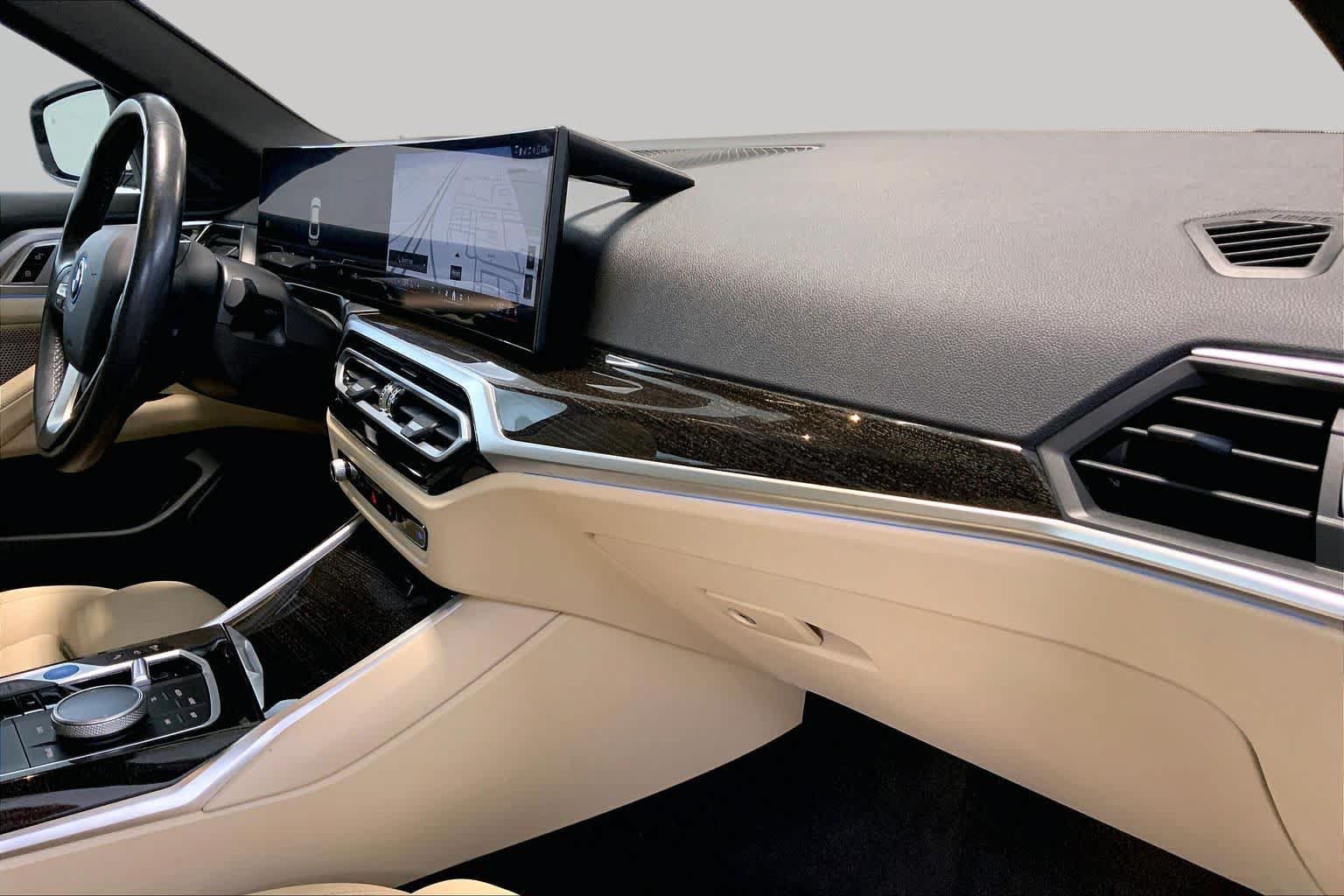 Used 2024 BMW i4 xDrive40i w/ Premium Package AWD/4WD image 18