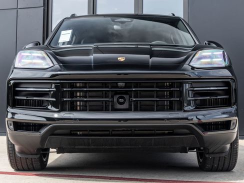 New 2026 Porsche Cayenne S image 8