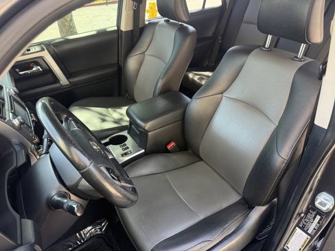 Used 2014 Toyota 4Runner SR5 Premium RWD image 16