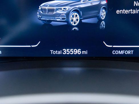 Certified 2022 BMW X5 xDrive40i image 21