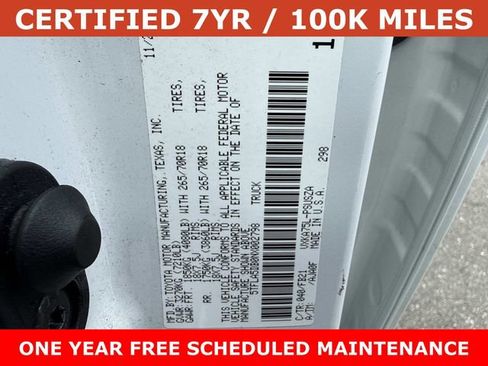 Used 2022 Toyota Tundra SR5 w/ SR5 Convenience Package AWD/4WD image 29