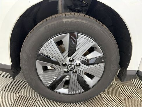 Certified 2025 Nissan Murano SL AWD/4WD image 13