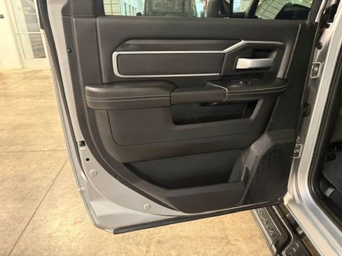 Certified 2026 RAM 2500 Big Horn AWD/4WD image 37