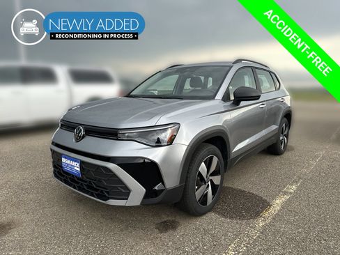Used 2025 Volkswagen Taos S AWD/4WD image 1