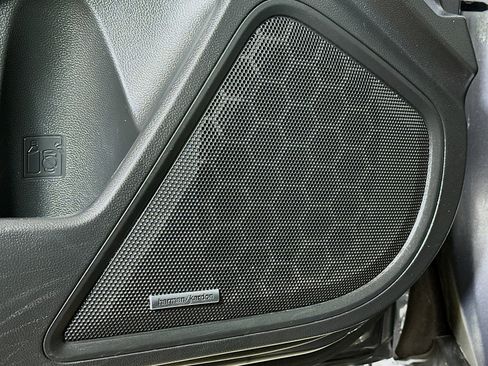 Used 2023 Subaru Outback Touring image 19