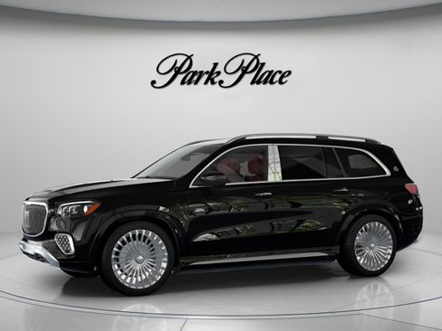 New 2026 Mercedes-Benz Maybach GLS 600 4MATIC image 3