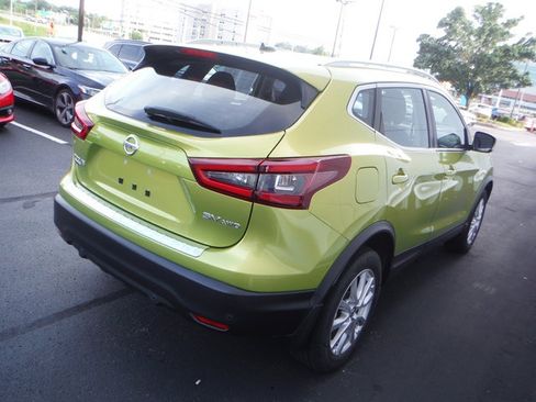 Used 2021 Nissan Rogue Sport SV AWD/4WD image 6