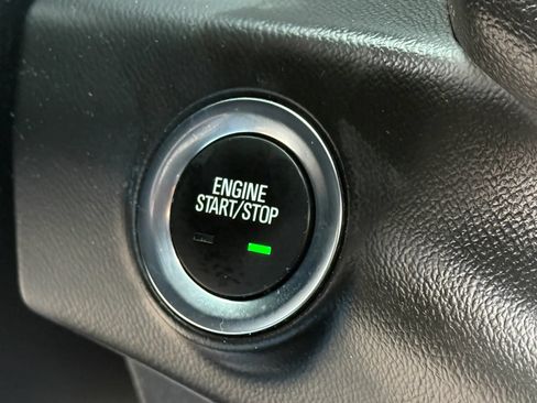 Used 2019 GMC Terrain SLT w/ Preferred Package FWD image 24