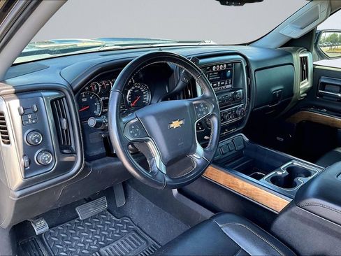 Used 2018 Chevrolet Silverado 1500 LTZ w/ Texas Edition AWD/4WD image 11