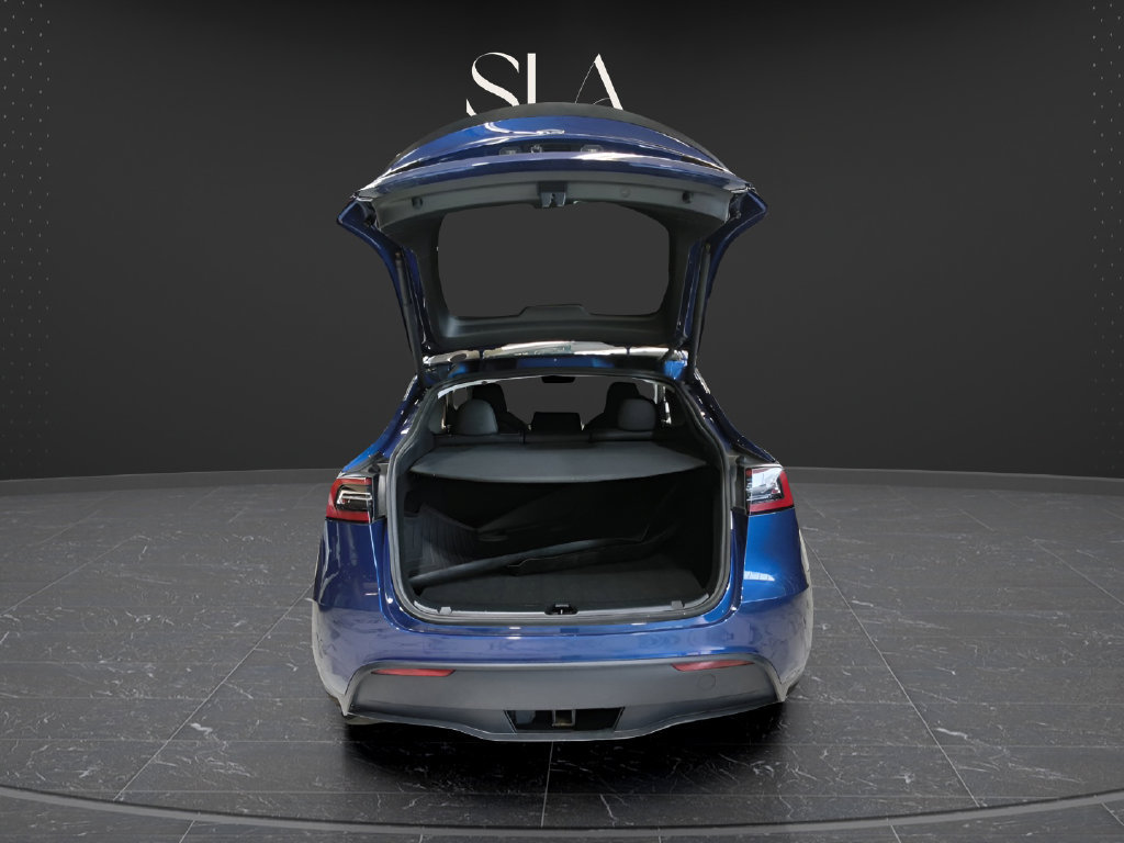 Used 2024 Tesla Model Y Performance AWD/4WD image 8