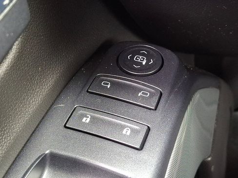 Used 2018 Chevrolet Silverado 1500 LT w/ All Star Edition image 28